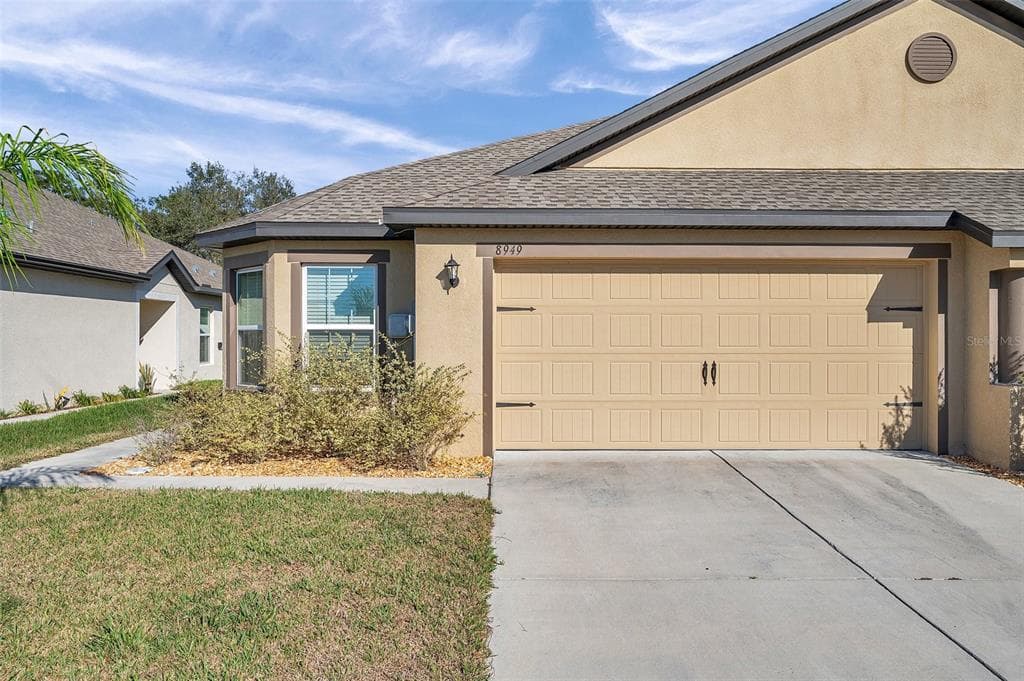8949 SOUTHERN CHARM CIRCLE BROOKSVILLE, FL 34613