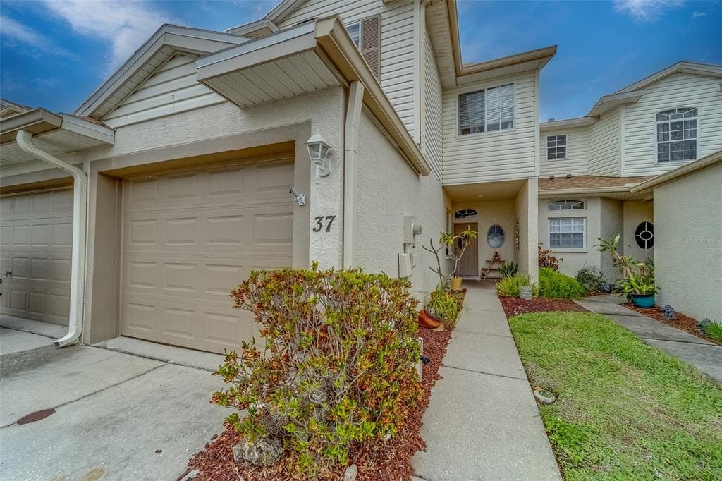 6400 46TH AVENUE N UNIT 37