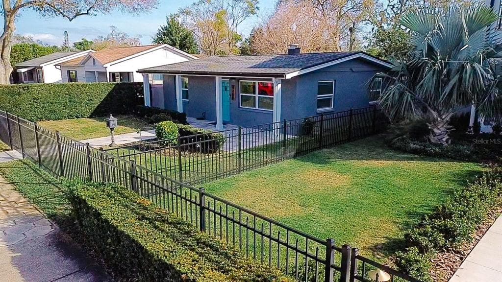 4450 DARTMOUTH AVENUE N ST PETERSBURG, FL 33713