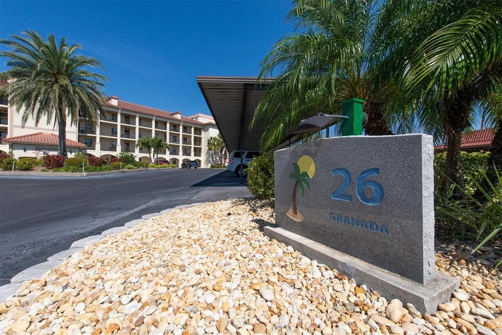 19029 US HIGHWAY 19 N UNIT 26-208 CLEARWATER, FL 33764