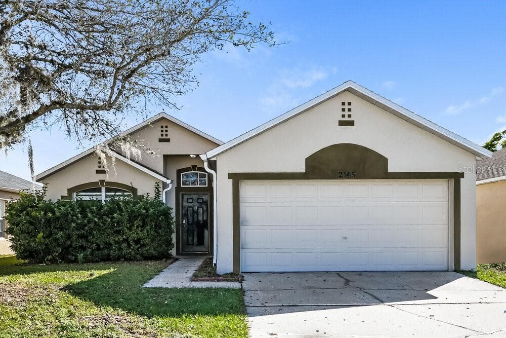 2145 MARISOL LOOP KISSIMMEE, FL 34743