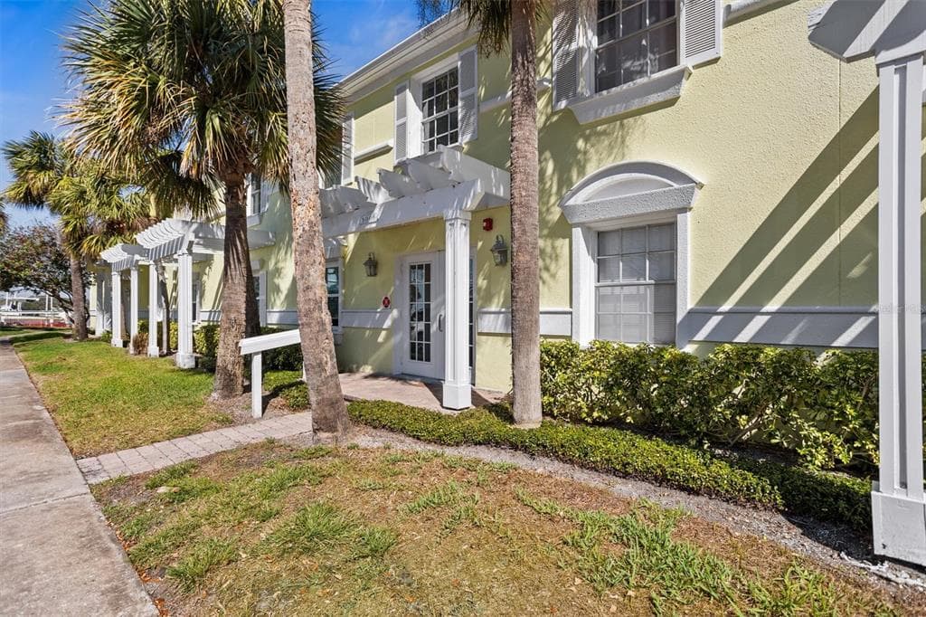 5006 STARFISH DRIVE SE UNIT A