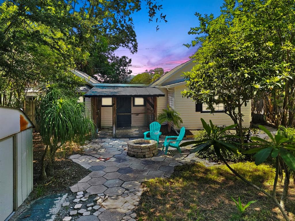 3729 31ST AVENUE S ST PETERSBURG, FL 33711