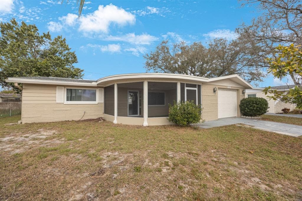 5317 TAMMY LANE HOLIDAY, FL 34690