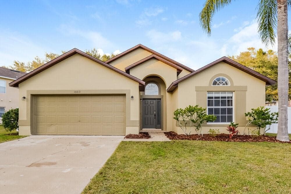 16813 RISING STAR DRIVE CLERMONT, FL 34714