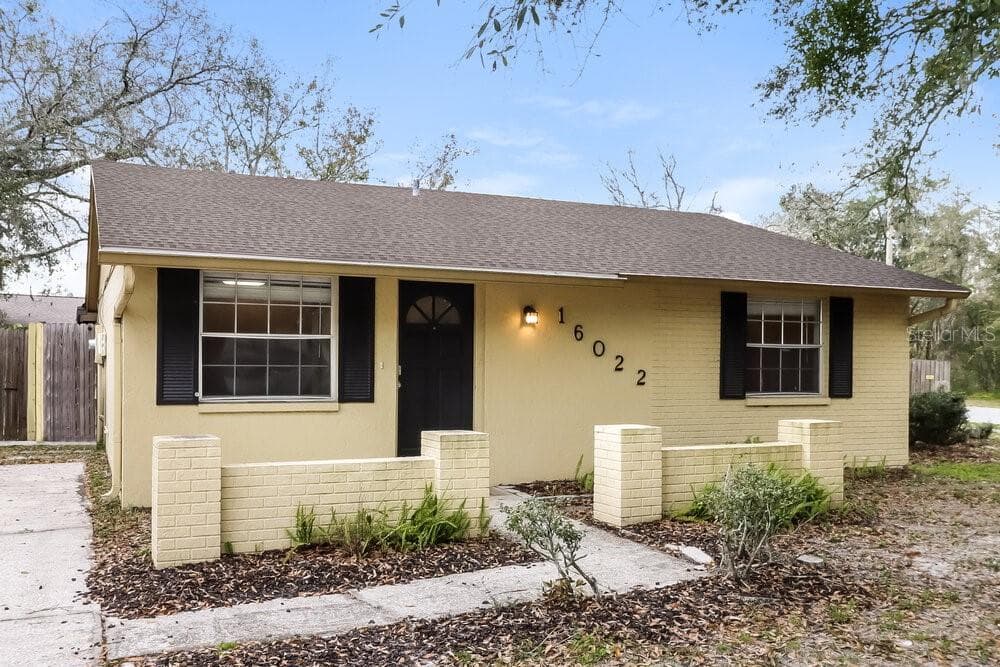 16022 SADDLE CREEK DRIVE TAMPA, FL 33618