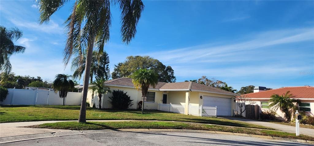 9408 ANNE COURT SEMINOLE, FL 33776