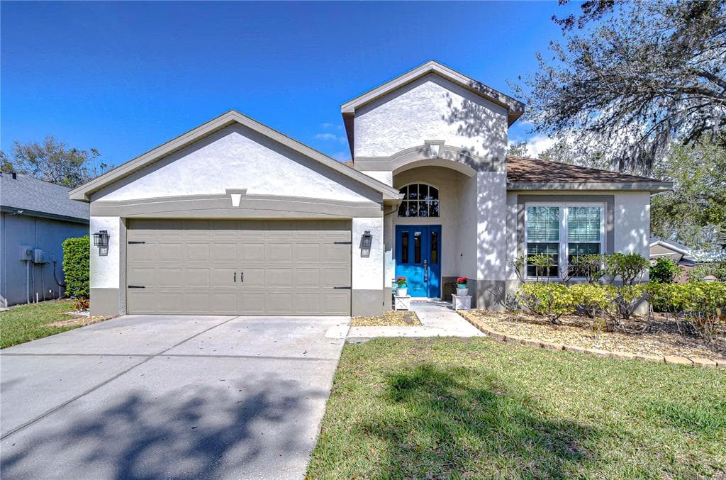 3301 STONEBRIDGE TRL VALRICO, FL 33596