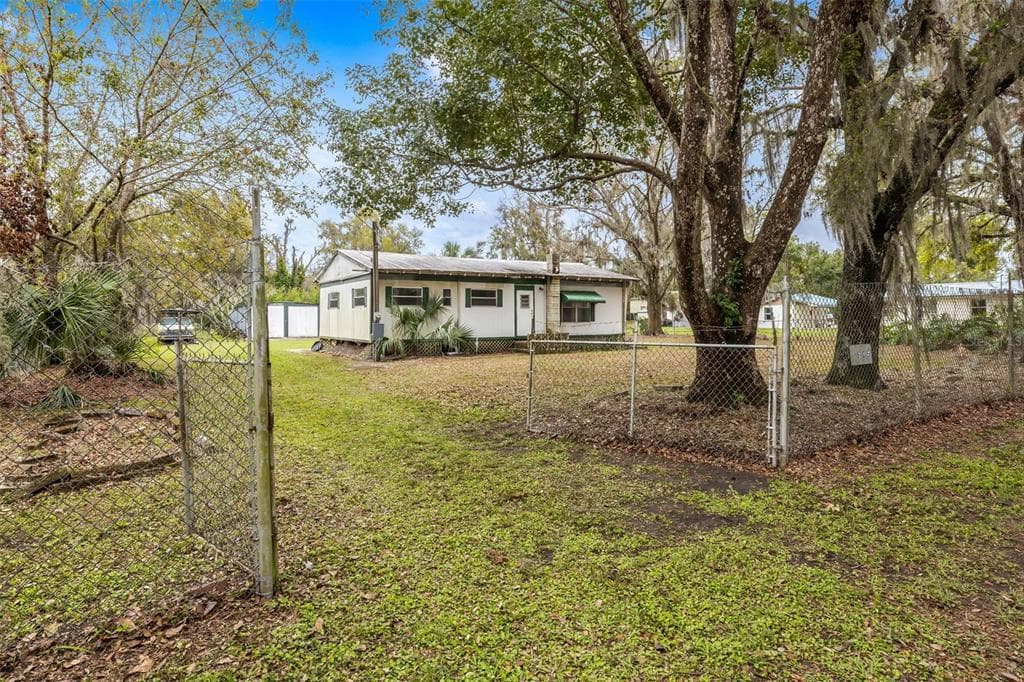 2605 SHADY GROVE LANE PLANT CITY, FL 33565