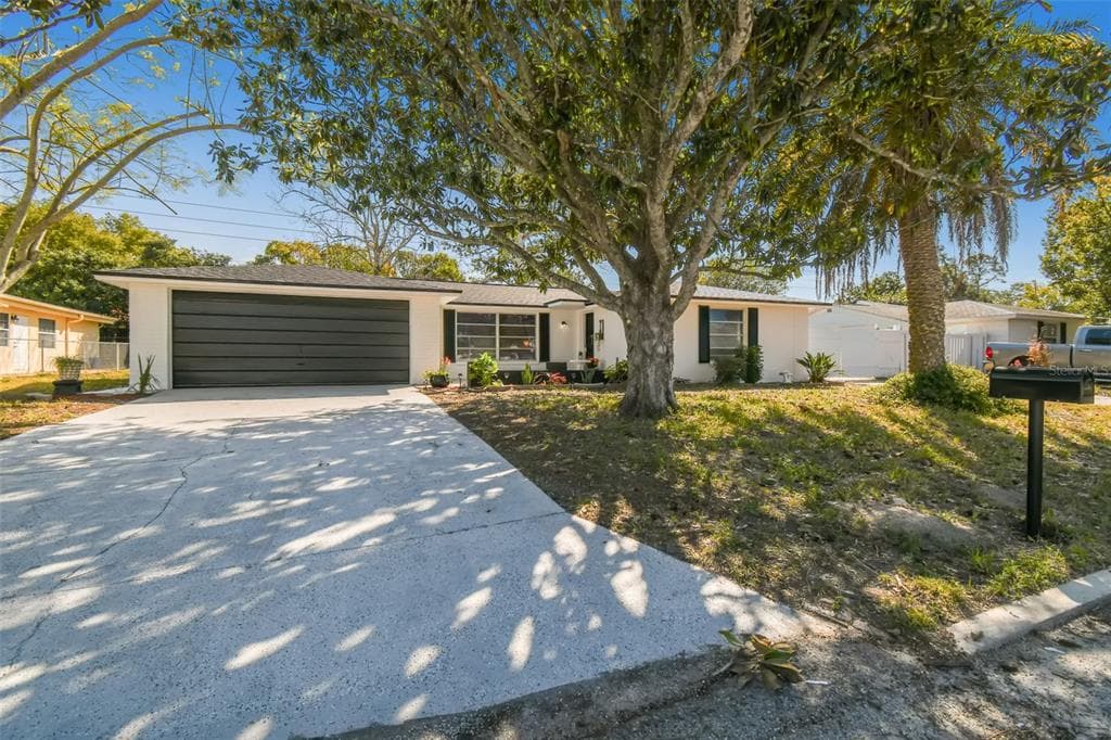 11338 YELLOWWOOD LANE PORT RICHEY, FL 34668
