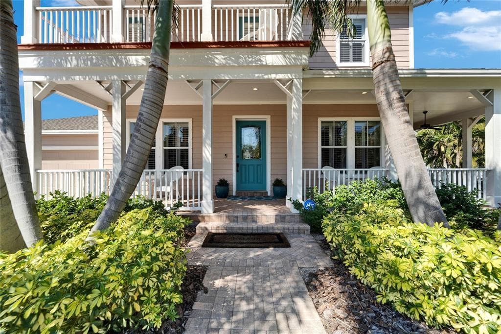5616 SEAGRASS PLACE APOLLO BEACH, FL 33572