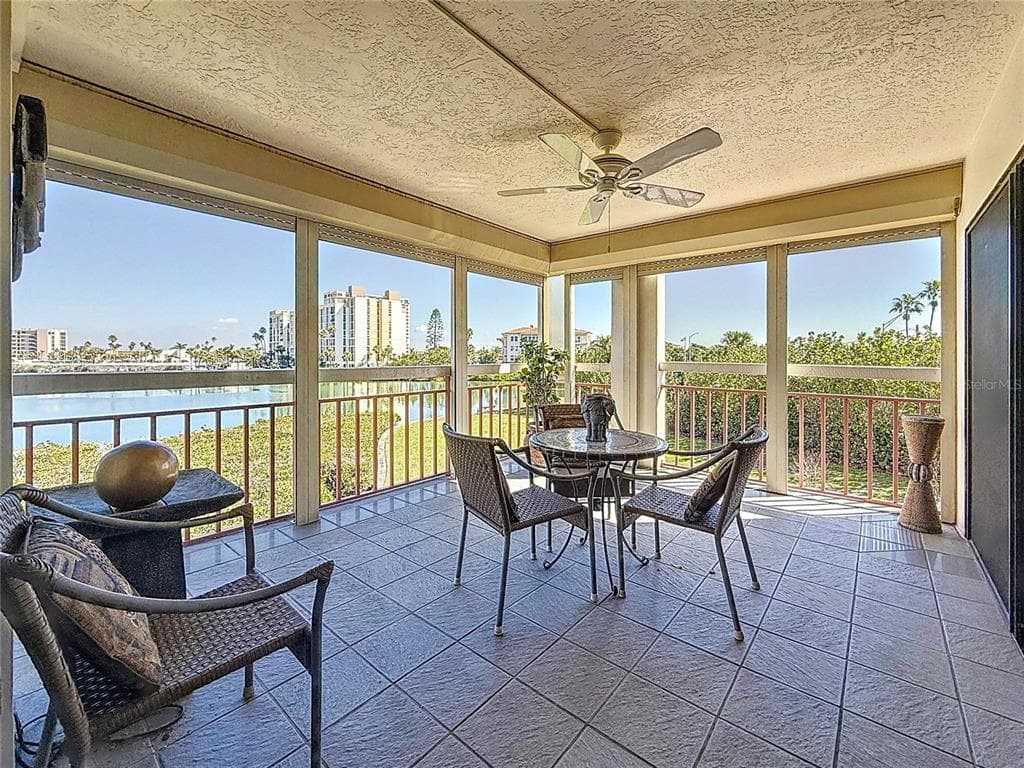 7867 SAILBOAT KEY BLVD S UNIT 201 SOUTH PASADENA, FL 33707
