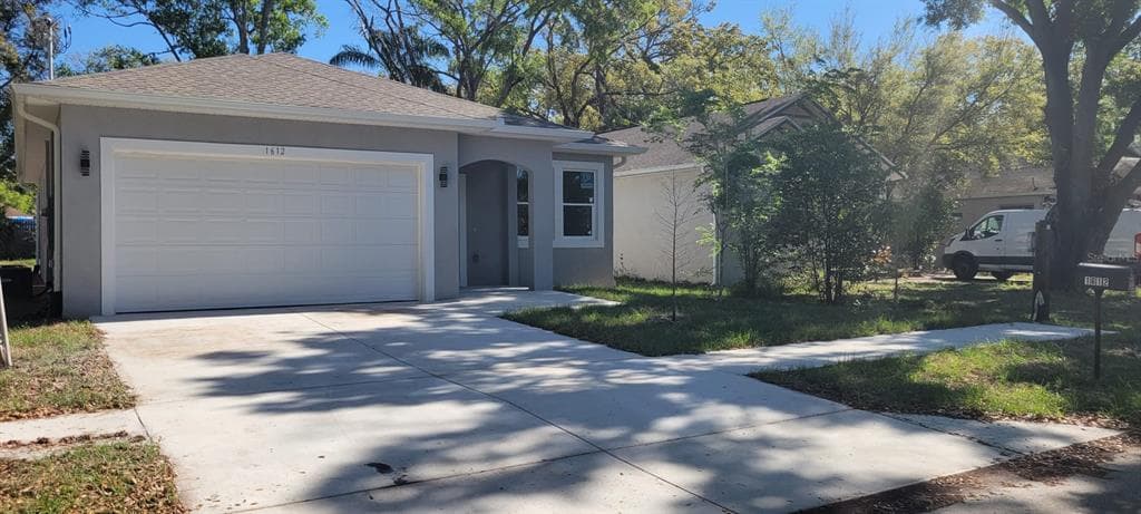 1612 E MULBERRY DRIVE TAMPA, FL 33604