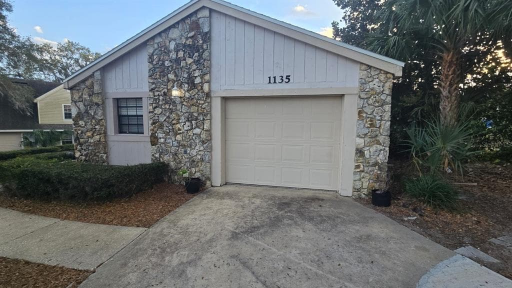 1135 LINKSIDE COURT APOPKA, FL 32712