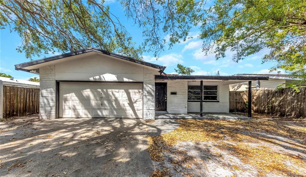 3553 34TH AVENUE N ST PETERSBURG, FL 33713