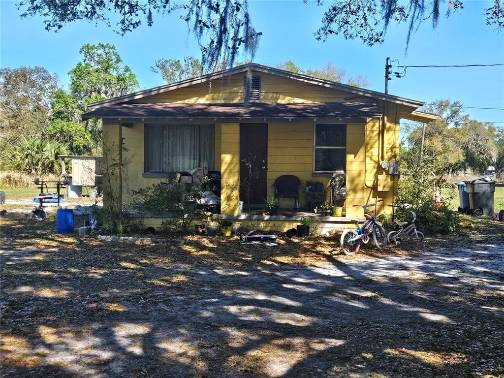 4905 HORTON ROAD PLANT CITY, FL 33567