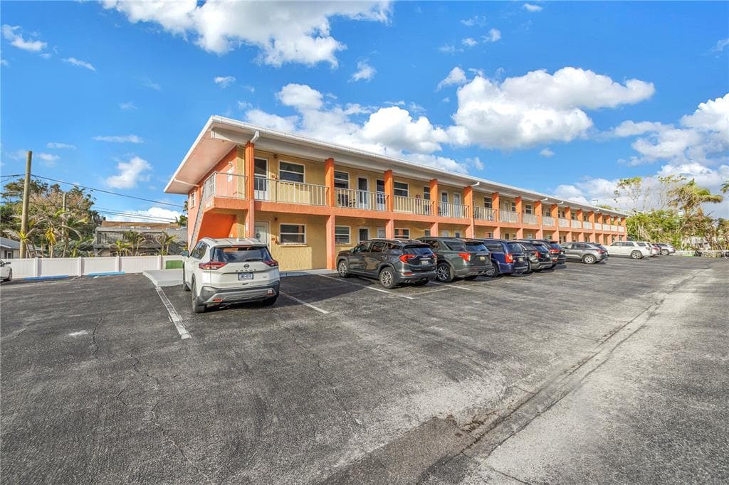 8567 W GULF BOULEVARD UNIT 30N TREASURE ISLAND, FL 33706