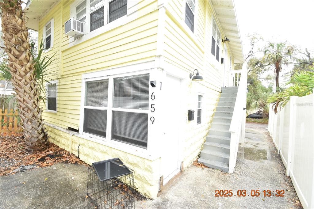 659 26TH AVENUE S UNIT 1 ST PETERSBURG, FL 33705