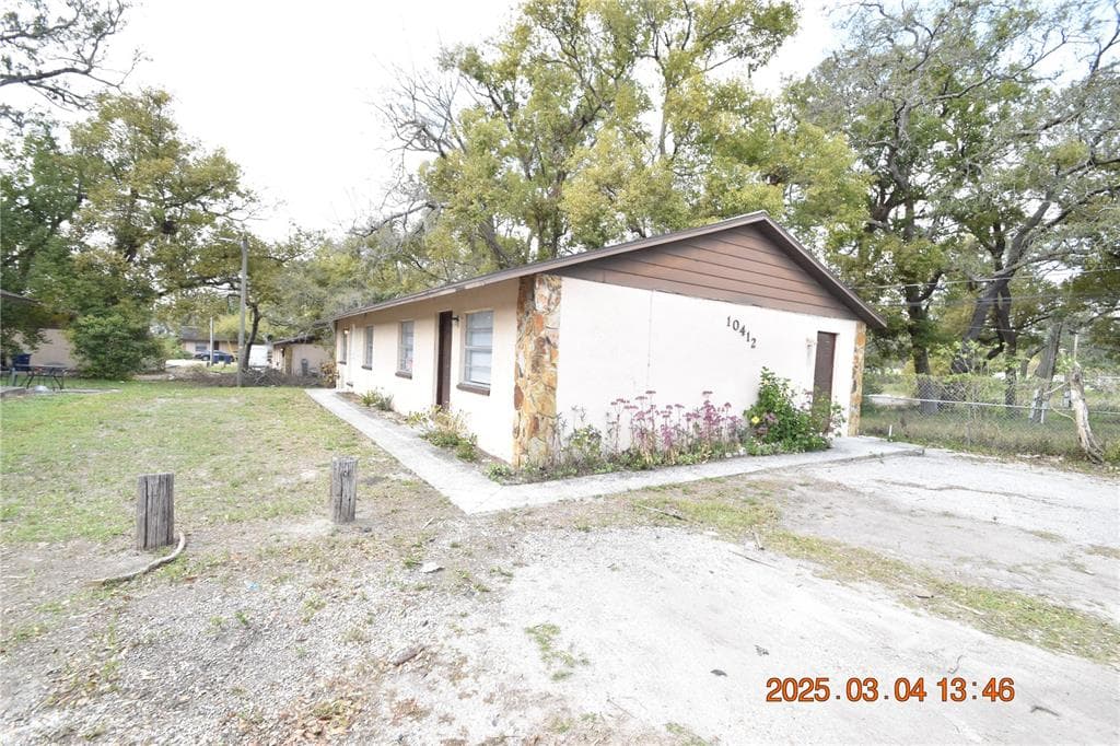10412 N MITCHELL AVENUE UNIT B TAMPA, FL 33612