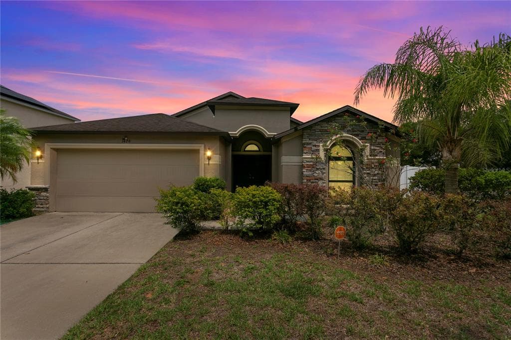 1426 MAIN STREET VALRICO, FL 33594