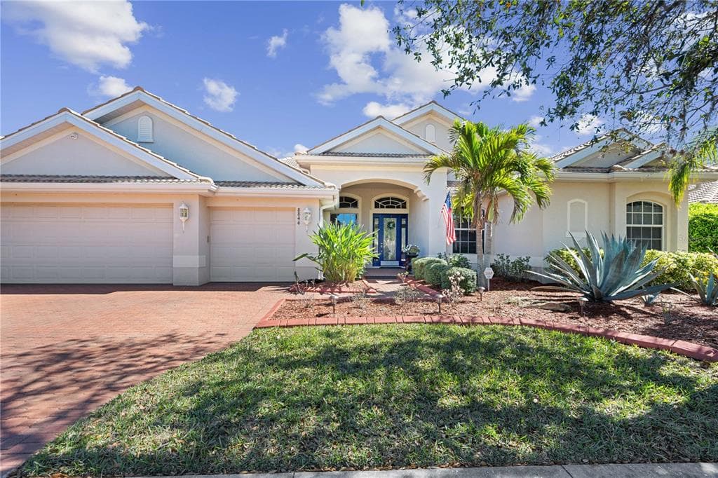 8844 BROOKFIELD TERRACE BRADENTON, FL 34212
