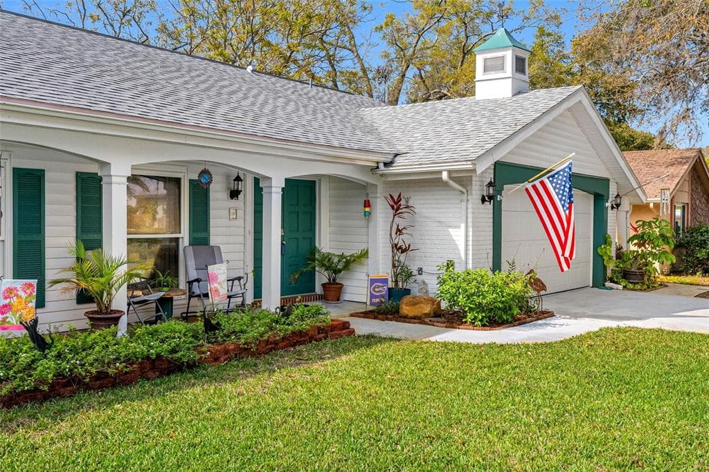 8216 MILL CREEK LANE HUDSON, FL 34667