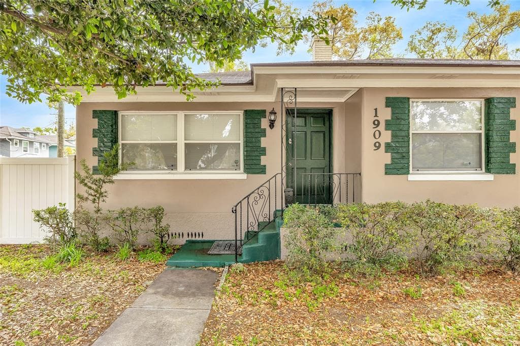 1909 N MACDILL AVENUE TAMPA, FL 33607