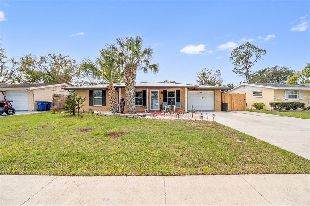 7544 HOLLYRIDGE DRIVE NEW PORT RICHEY, FL 34653