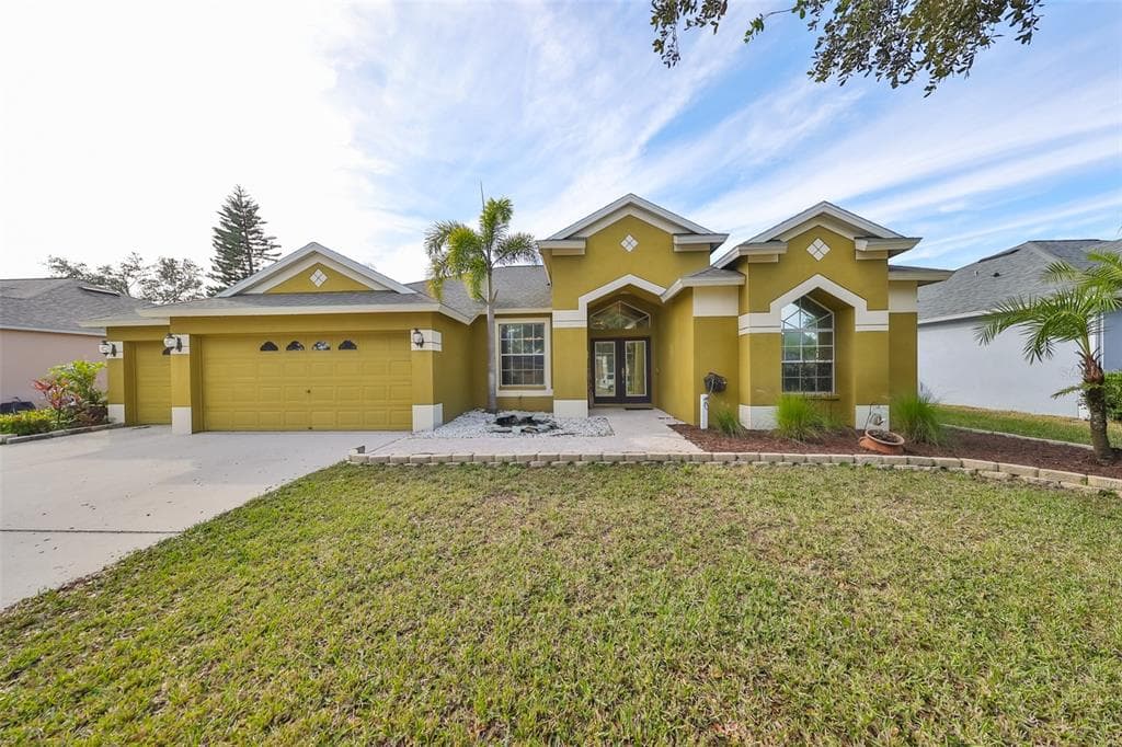 9415 SAYRE STREET RIVERVIEW, FL 33569