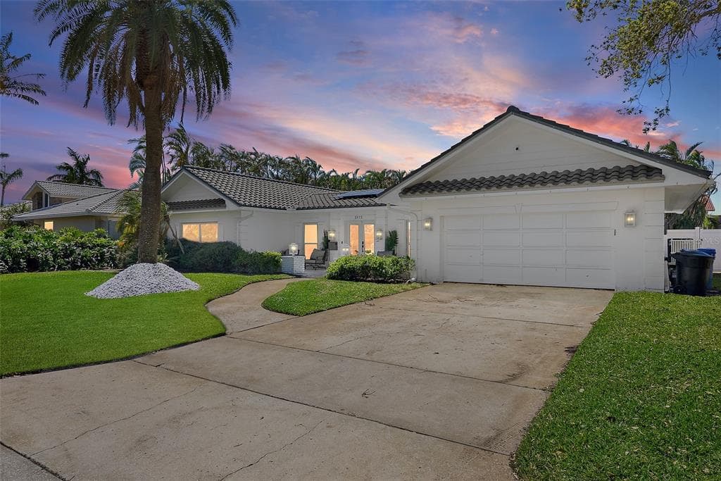 5973 LEELAND STREET S ST PETERSBURG, FL 33715
