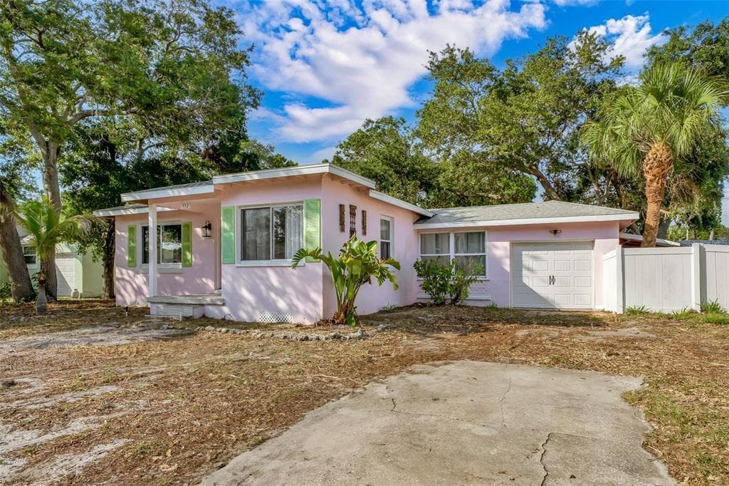 332 BUENA VISTA DRIVE S DUNEDIN, FL 34698