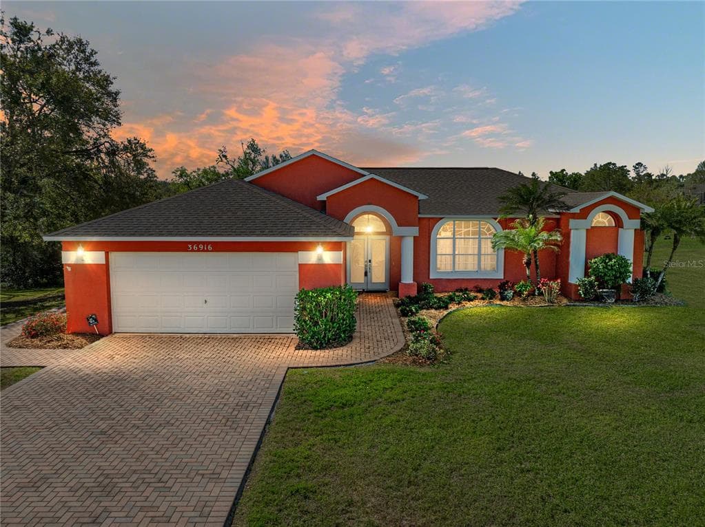 36916 LAKE PASADENA ROAD DADE CITY, FL 33525