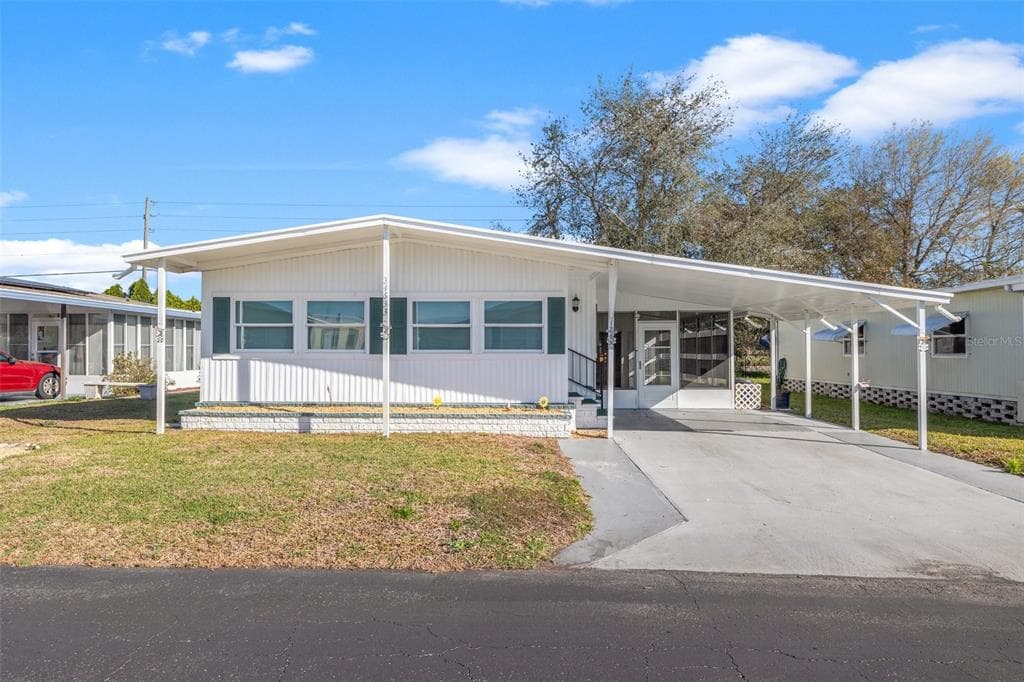 34633 ROSEBUD ROW ZEPHYRHILLS, FL 33541