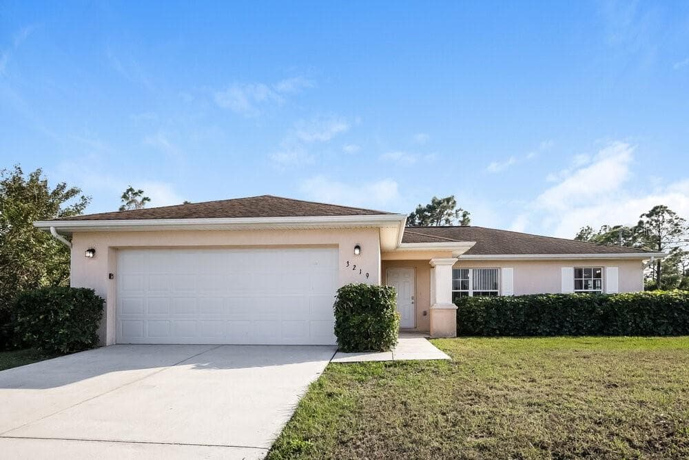 3219 42ND STREET W LEHIGH ACRES, FL 33971