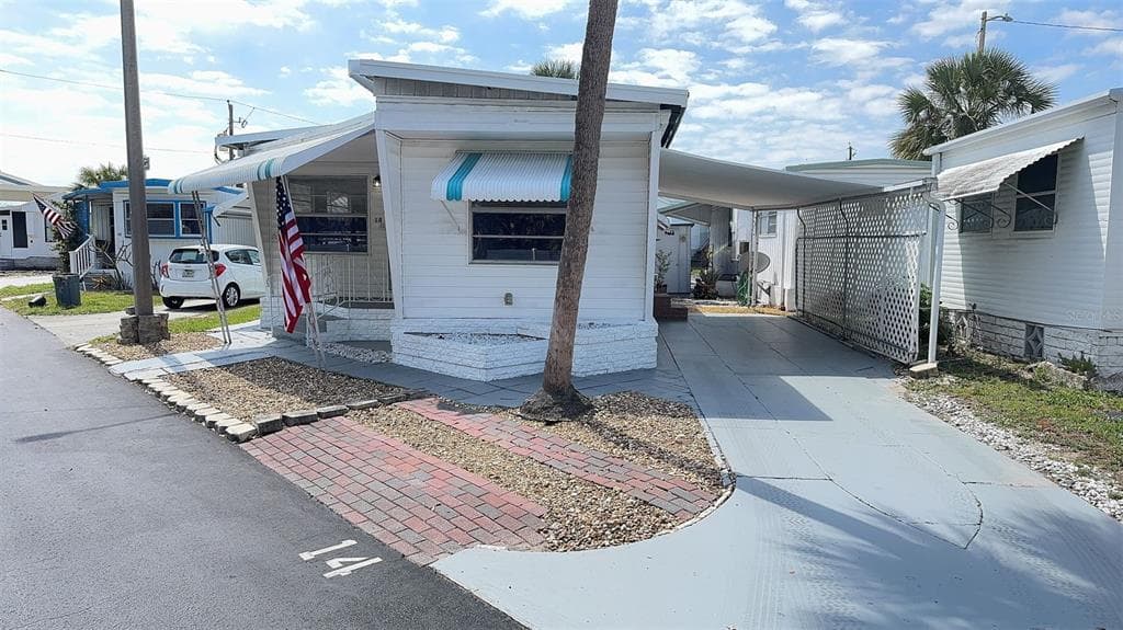 4851 W GANDY BOULEVARD UNIT B1L14 TAMPA, FL 33611