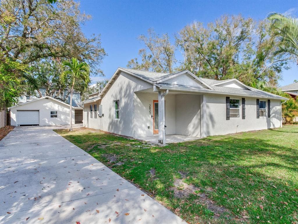 2827 W BAY HAVEN DRIVE TAMPA, FL 33611