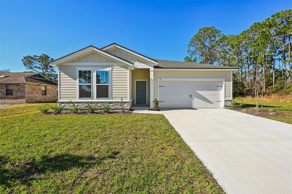 10 BECKER LANE PALM COAST, FL 32137