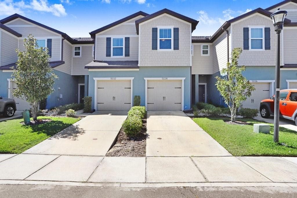 5034 BLUE LATAN LANE TAMPA, FL 33610