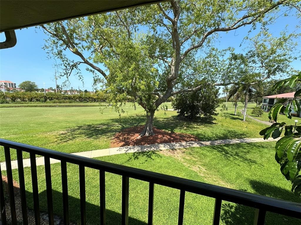 6327 PALMA DEL MAR BOULEVARD S UNIT 219 ST PETERSBURG, FL 33715