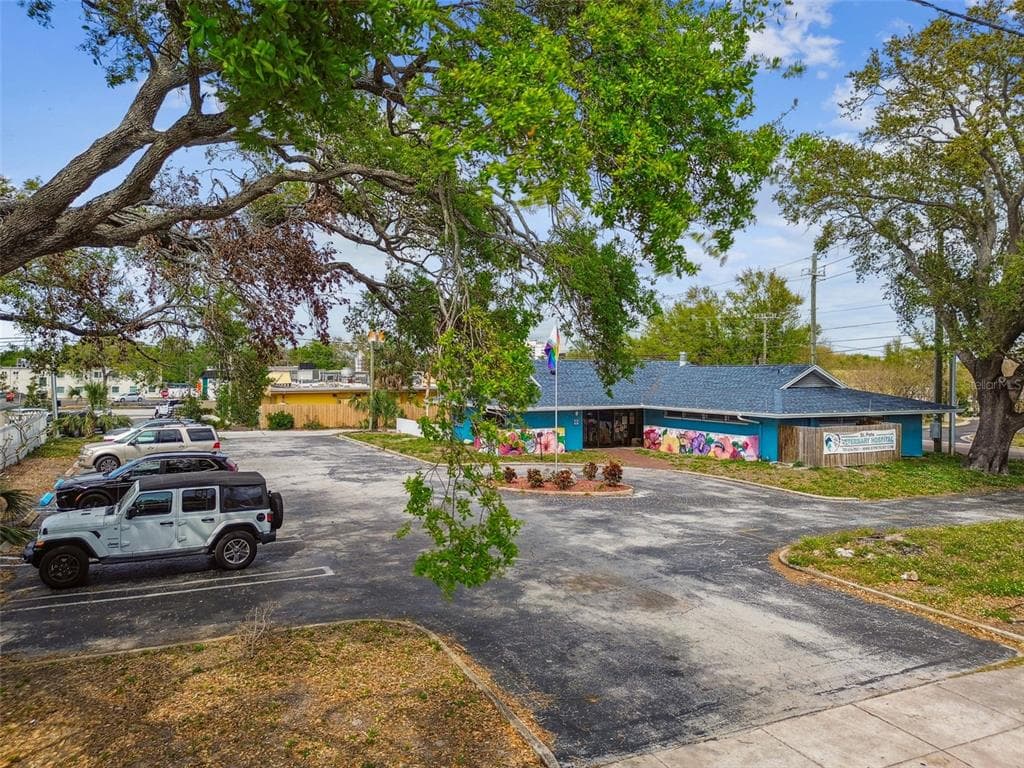 3501 1ST AVENUE S ST PETERSBURG, FL 33711