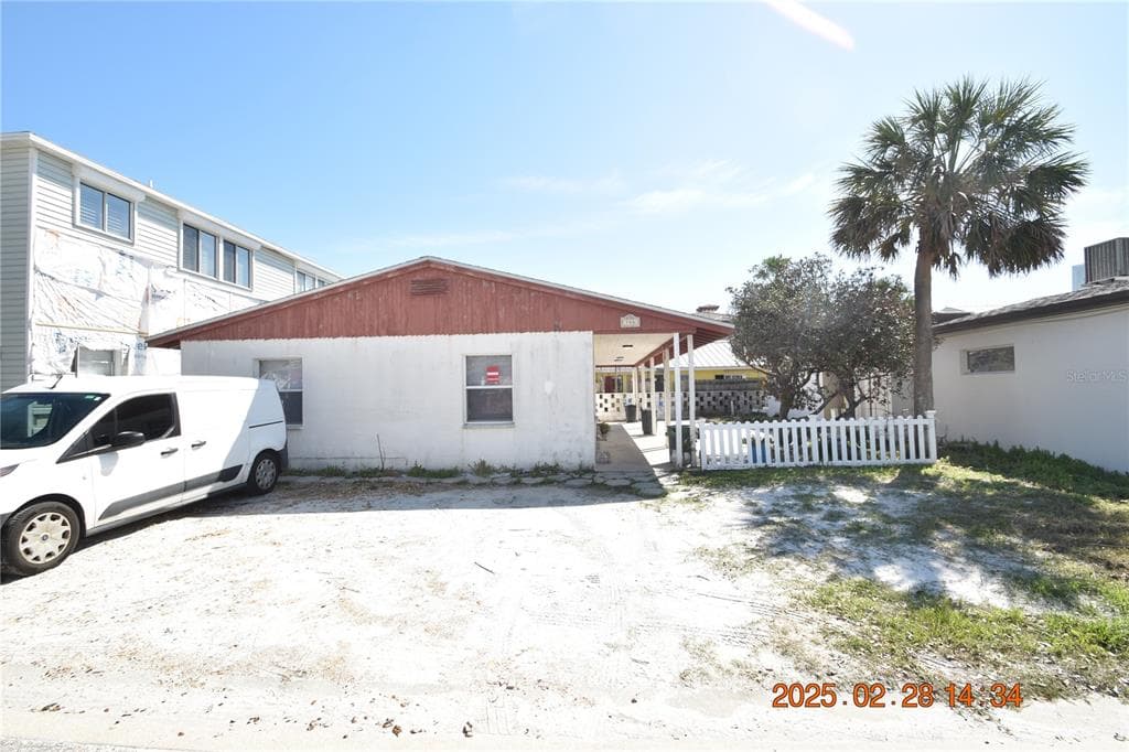 146 CORAL AVENUE UNIT A REDINGTON SHORES, FL 33708