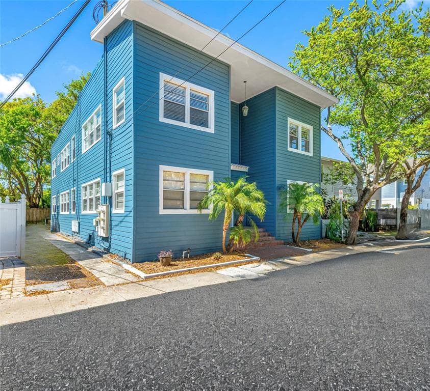1403 S BAY VILLA PLACE UNIT 3 TAMPA, FL 33629