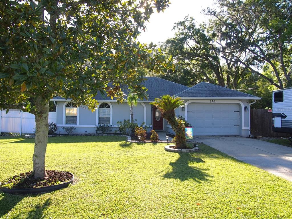 6701 MEDLAR DRIVE NEW PORT RICHEY, FL 34653