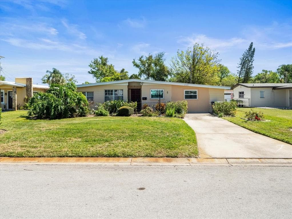4509 N SAINT VINCENT STREET TAMPA, FL 33614