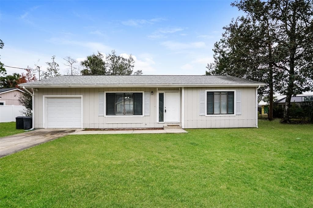 104 BRADDOCK LANE PALM COAST, FL 32137