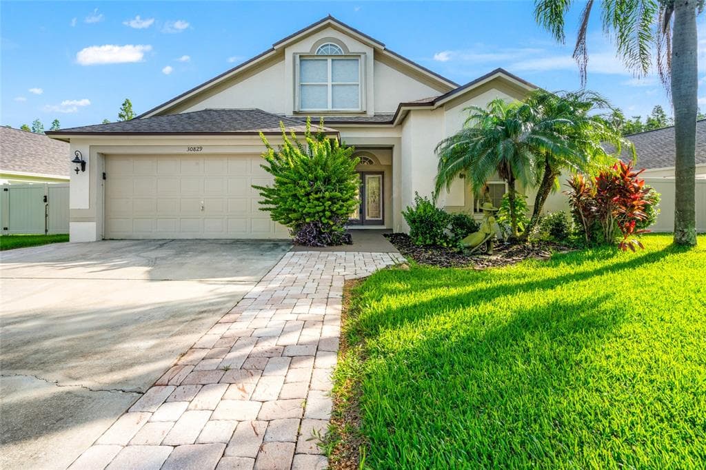 30829 IVERSON DRIVE WESLEY CHAPEL, FL 33543