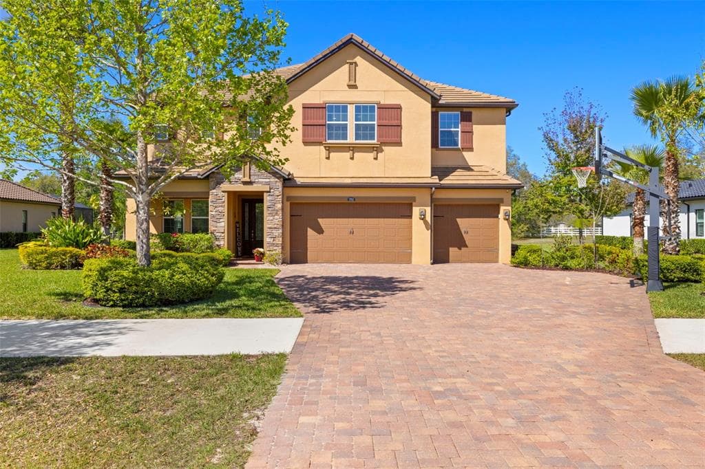17915 BARN CLOSE DRIVE LUTZ, FL 33559
