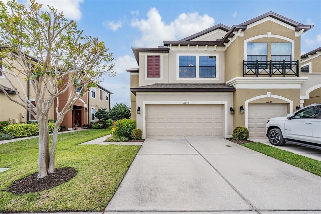 11602 CROWNED SPARROW LANE