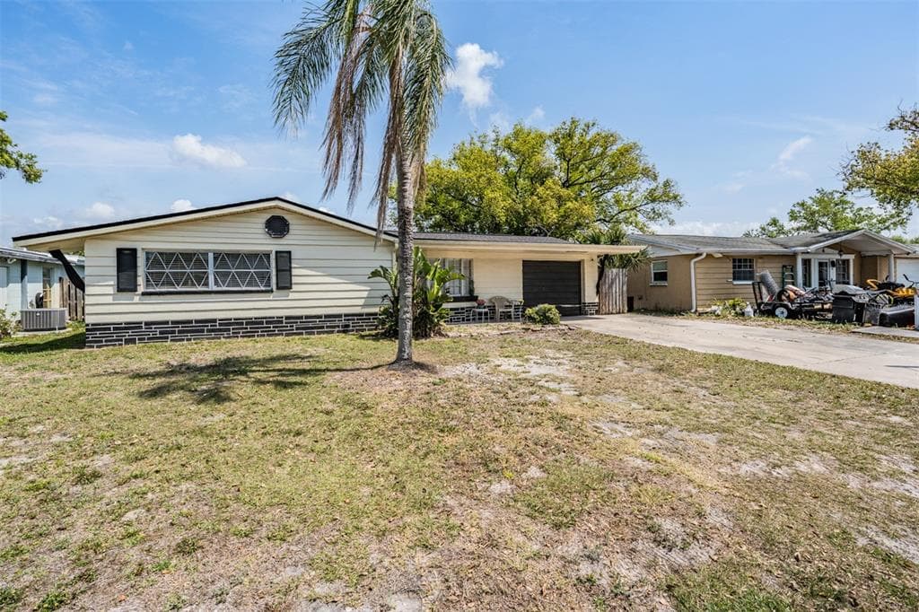 3340 COLUMBUS DRIVE HOLIDAY, FL 34691