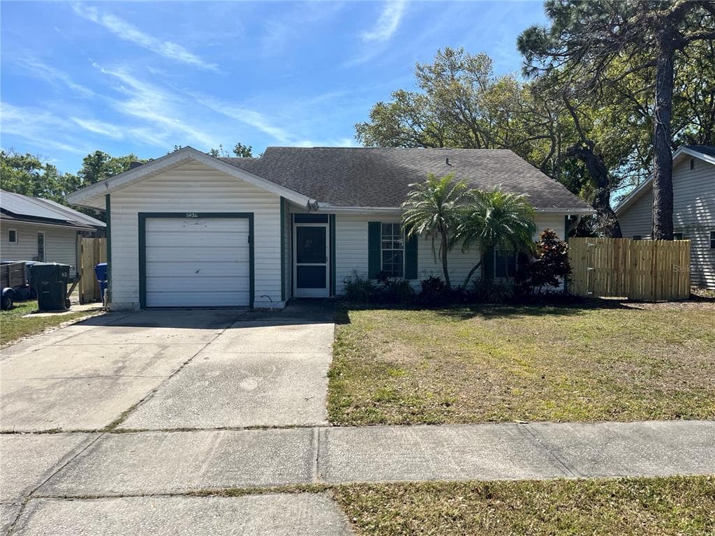 5834 DARREN COURT N CLEARWATER, FL 33760